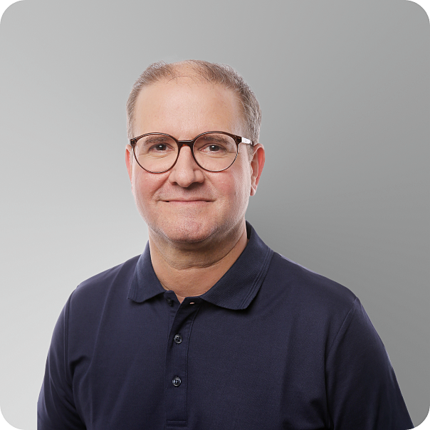 Alesander Gogos – ViaMed